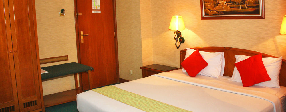 Cipta 2 Hotel Jakarta Exterior photo
